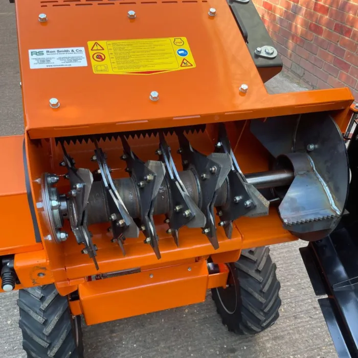 ELIET PROF 6 On Wheels Shredder/Chipper - Image 5