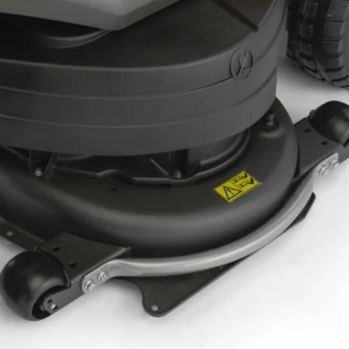 STIGA TORNADO 9121 W Petrol Lawn Tractor - Image 8