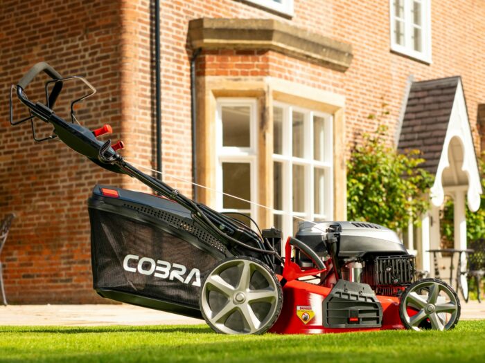 COBRA MX534SPCE Petrol Lawn Mower - Image 6