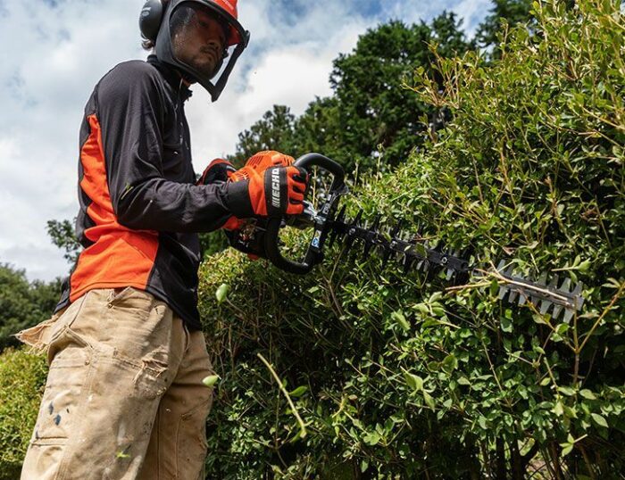 ECHO HC-2020 Petrol Hedge Trimmer - Image 2