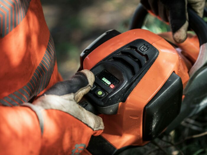 HUSQVARNA 540I XP Cordless Chainsaw - Image 5