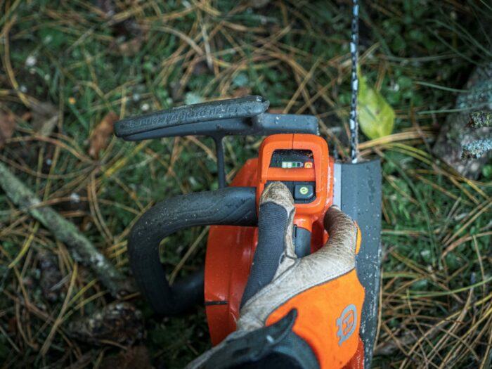HUSQVARNA T540I XP Cordless Chainsaw (Shell Only) - Image 6