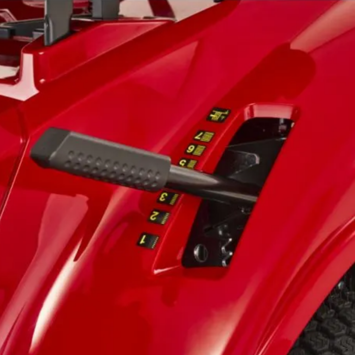 MOUNTFIELD MTF 92H Twin Petrol Garden Tractor - Image 6