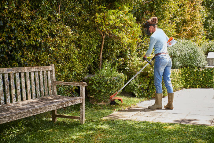 STIHL FSA 60 R Cordless Brushcutter (Shell Only) - Image 2
