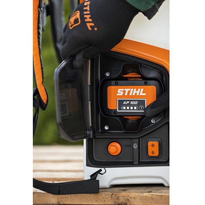 STIHL SGA 85 Cordless Backpack Sprayer (Shell Only) - Image 6
