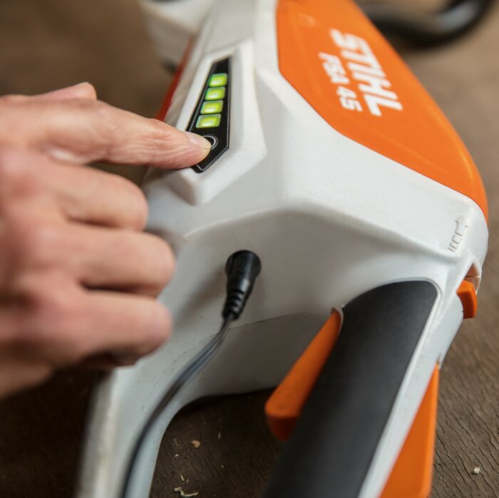 STIHL FSA 45 Cordless Grass Trimmer (Integrated Battery) - Image 5