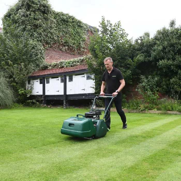 ALLETT KENSINGTON 17B Petrol Cylinder Mower - Image 2