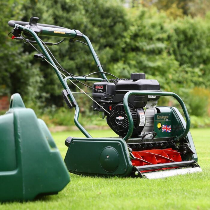 ALLETT KENSINGTON 20B Petrol Cylinder Mower