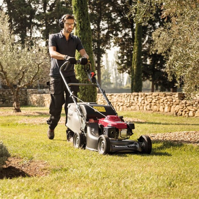HONDA HRH 536 HX Petrol Lawn Mower (self-propelled) - Image 2