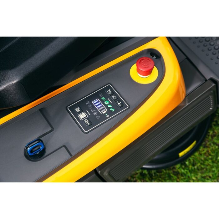 STIGA SWIFT 372e Battery Garden Tractor (Kit) - Image 3