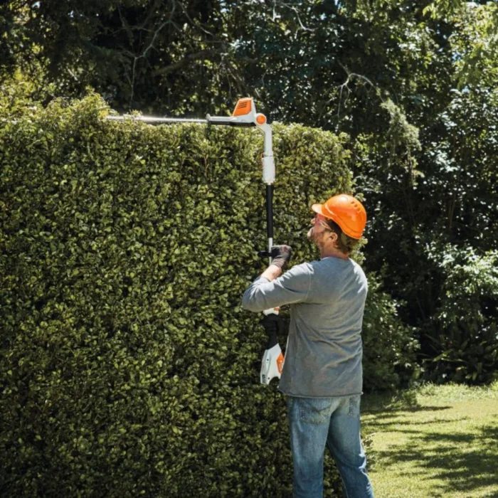 STIHL HLA 56 Cordless Long-reach Hedge Trimmer (Kit) - Image 3