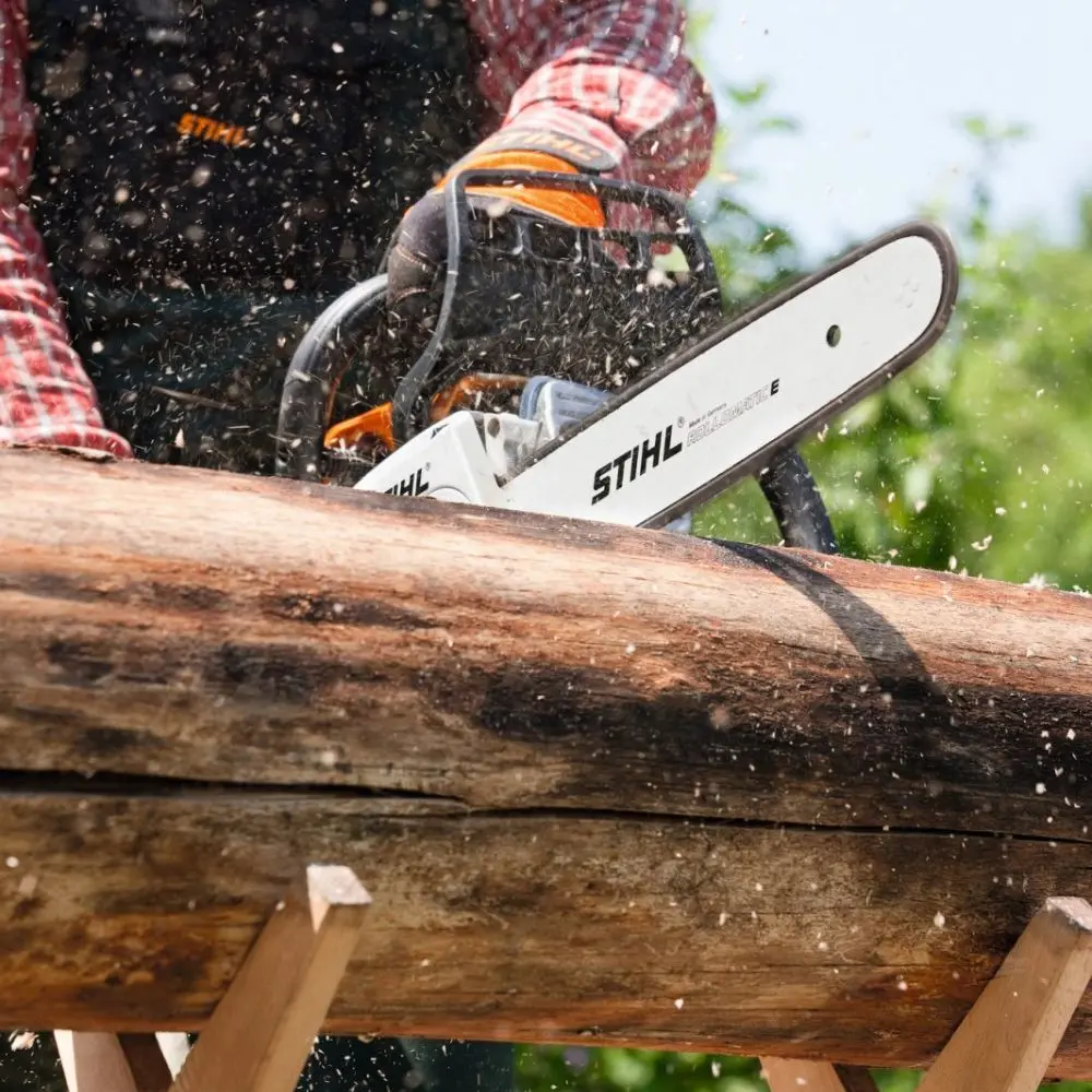 STIHL MS 231 C-BE Petrol Chainsaw - Image 3