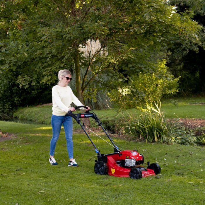 TORO C53AST Super Recycler® Petrol Lawn Mower - Image 4
