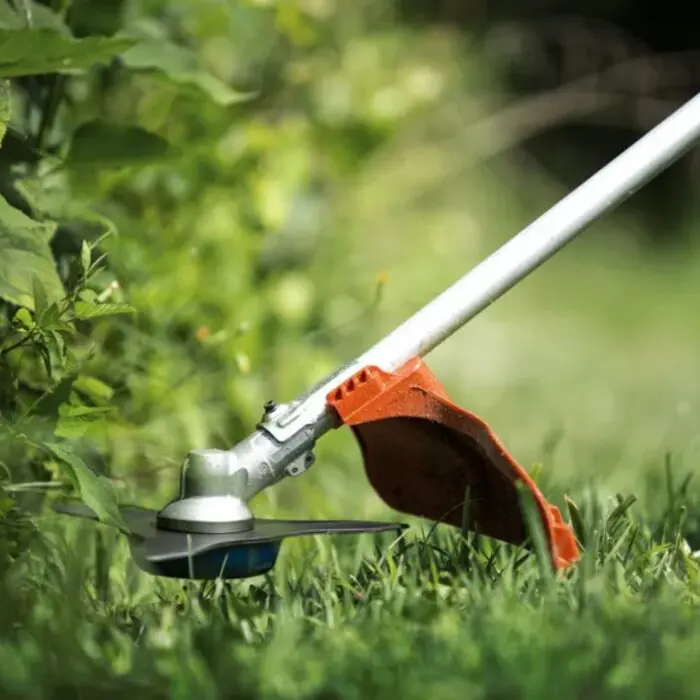 HUSQVARNA 325iRJ Cordless Brushcutter (Shell Only) - Image 4