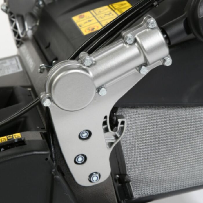 WEIBANG LEGACY 56 PRO Rear Roller Petrol Lawnmower - Image 4