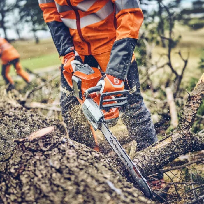 HUSQVARNA 542i XP Battery Chainsaw (Shell Only) - Image 6