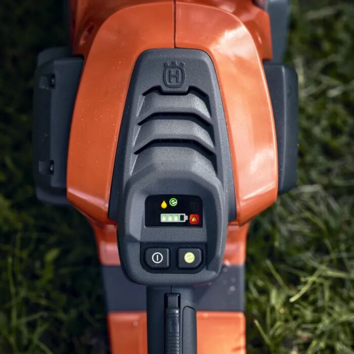 HUSQVARNA 542i XP Battery Chainsaw (Shell Only) - Image 5