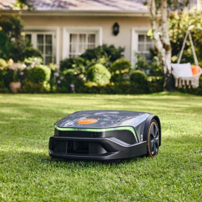 STIHL iMOW® 5 EVO Robotic Mower