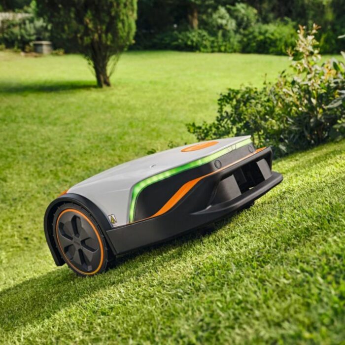 STIHL iMOW® 5 Robotic Mower