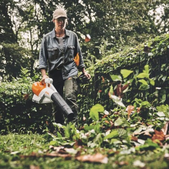 STIHL BGA 250 Cordless Handheld Leaf Blower (Shell Only) - Image 4