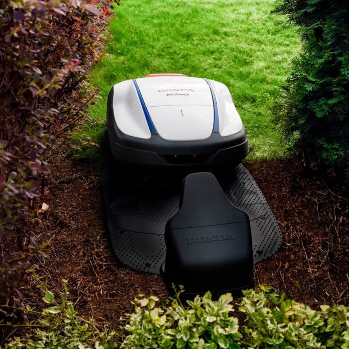 HONDA HRM 2500B Robotic Lawn Mower - Image 5