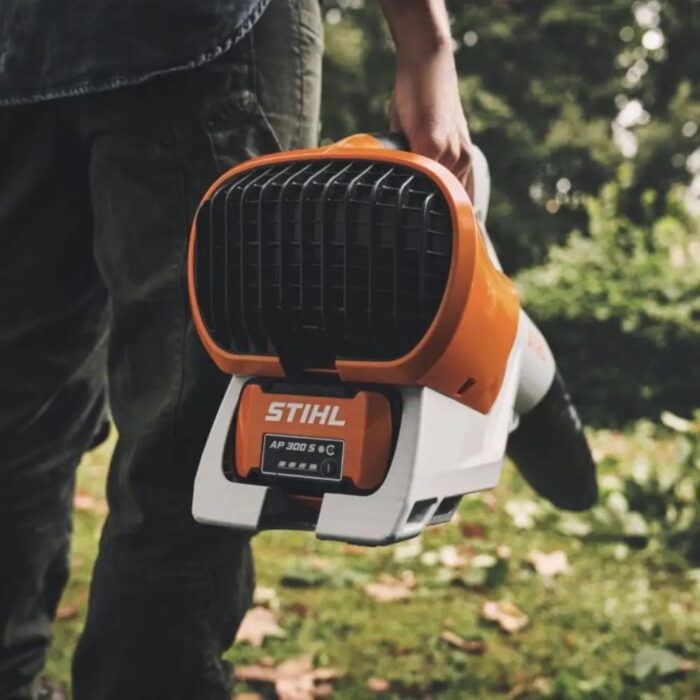 STIHL BGA 250 Cordless Handheld Leaf Blower (Shell Only) - Image 5