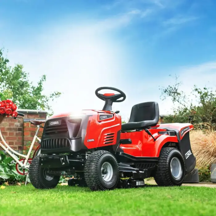 COBRA LT86-HRL Petrol Tractor - Image 3