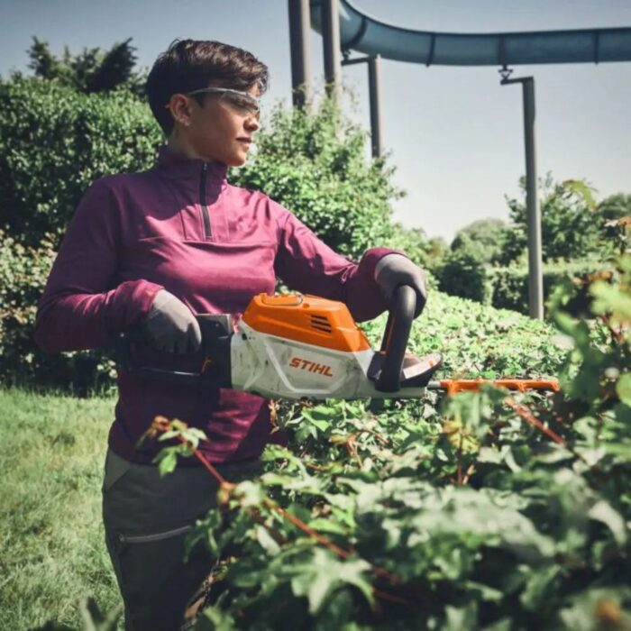 STIHL HSA 140 R Cordless Hedge Trimmer (Shell) - Image 4