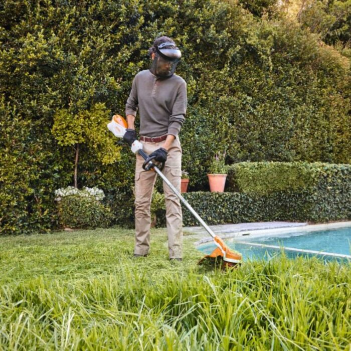 STIHL FSA 110 R Cordless Brushcutter (Shell Only) - Image 5