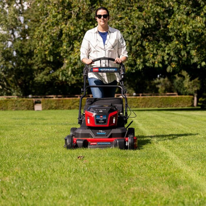 TORO eTM76 eTimeMaster™ 60V Cordless Lawn Mower (Kit) - Image 4