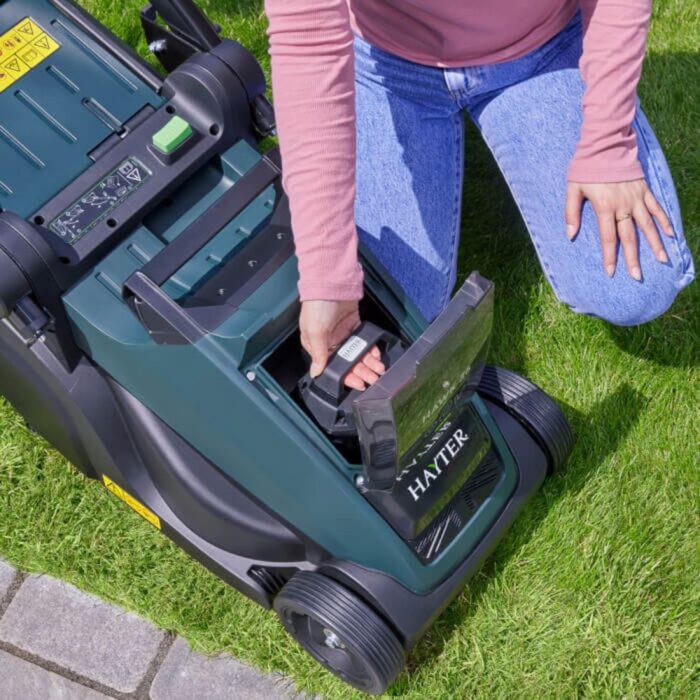 HAYTER Hawk 36 Cordless Lawnmower (Kit) - Image 5