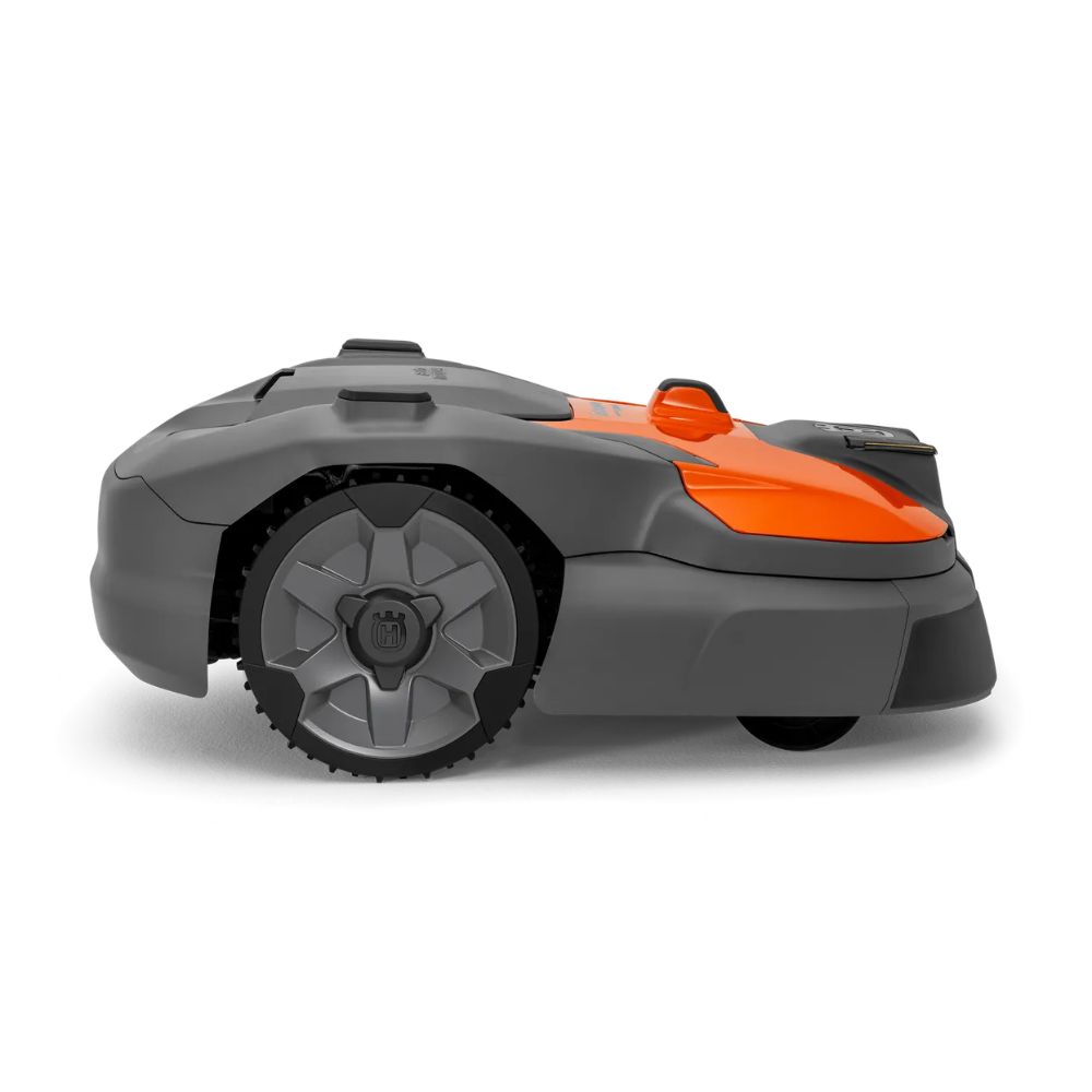 HUSQVARNA Automower® 560 EPOS® Robotic Mower (wire-free technology) - Image 4