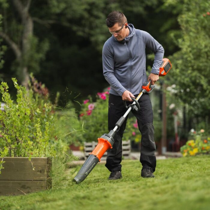 HUSQVARNA DB110 FLXi Blower Attachment - Image 2