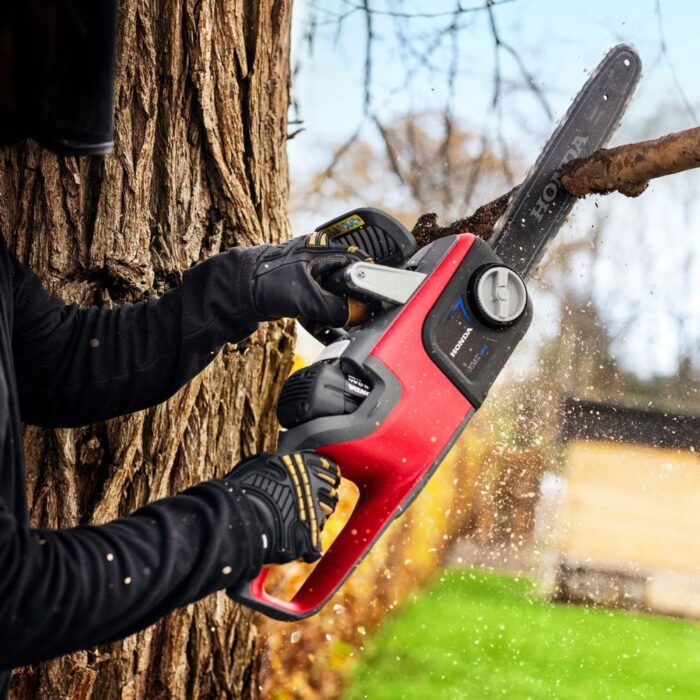 HONDA HHC 36 BXB Cordless Chainsaw (Shell Only) - Image 4