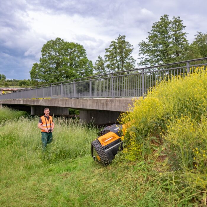 AS MOTOR AS 990 TAHR RC High Grass Mower - Image 2