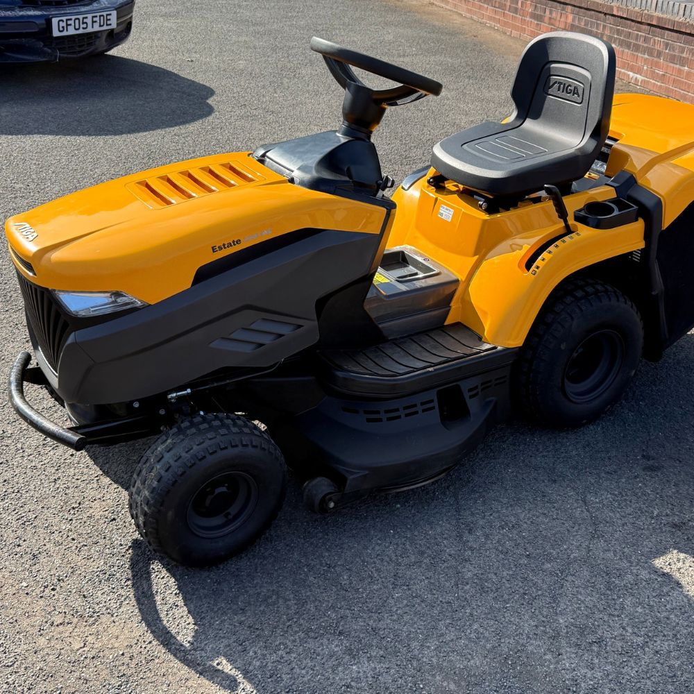 STIGA Estate 2398HW Twin-Cylinder Lawn Tractor (Secondhand) - Image 2