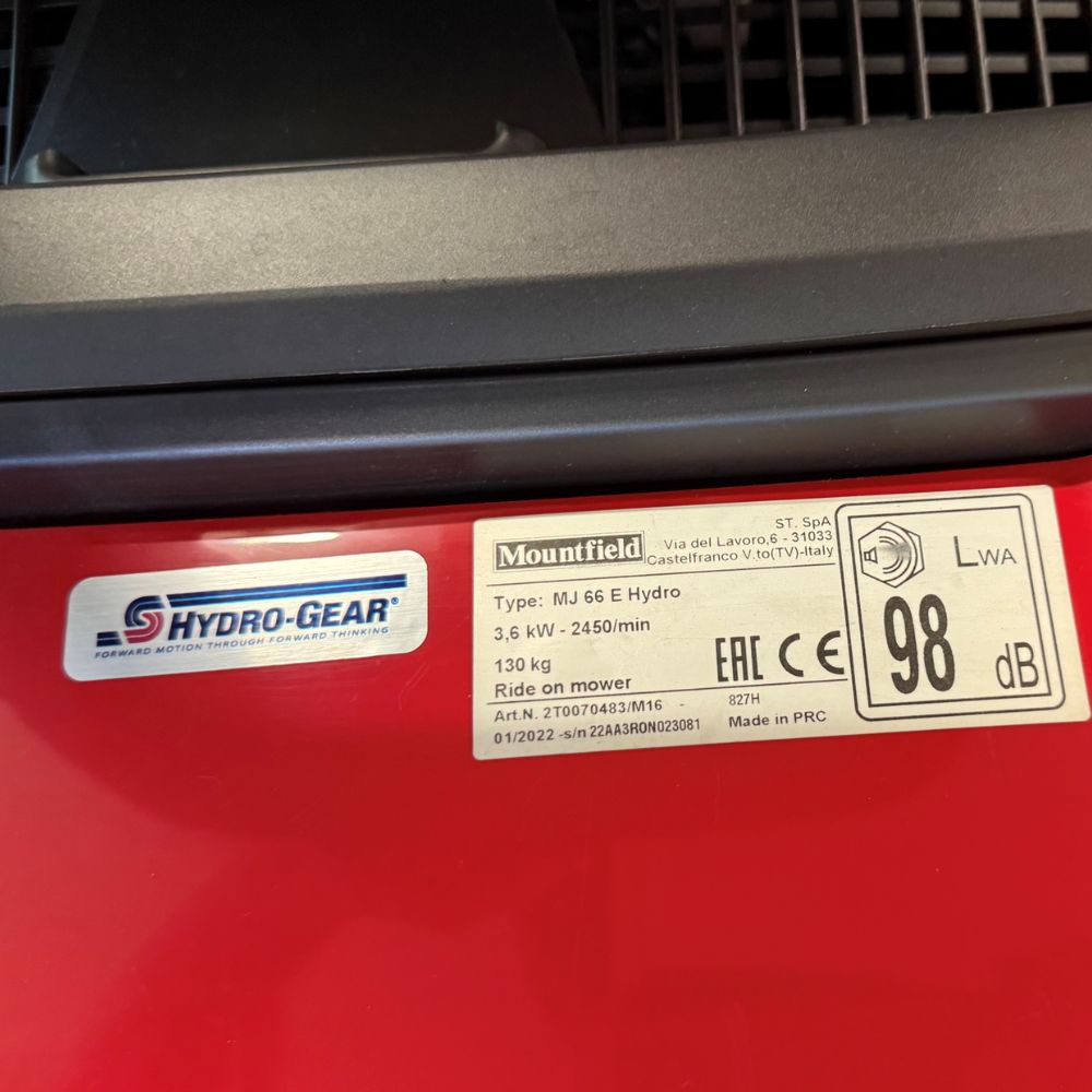 MOUNTFIELD 827H Petrol Lawn Rider (Secondhand) - Image 4