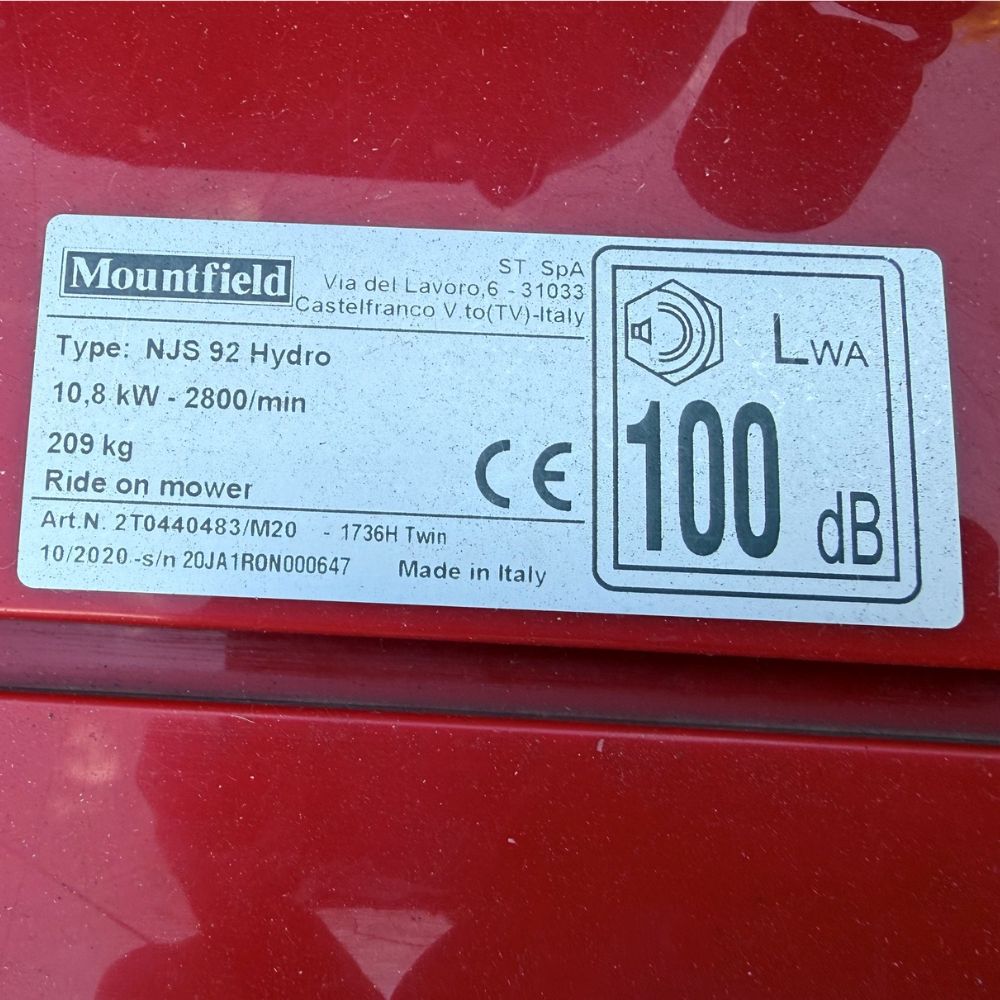 Mountfield 1736H Twin-Cylinder Lawn Tractor (Secondhand) - Image 5
